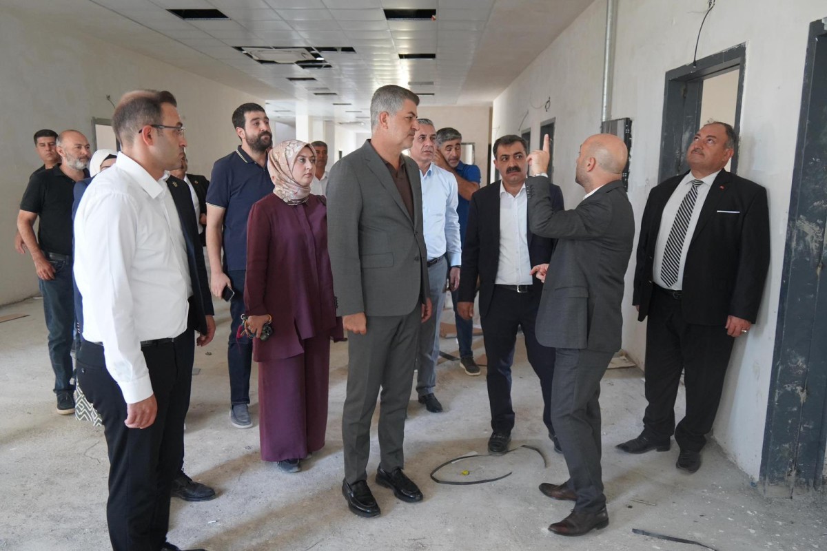 İshak Şan’dan Besni’de Sağlık Yatırımlarına Yakın Takip